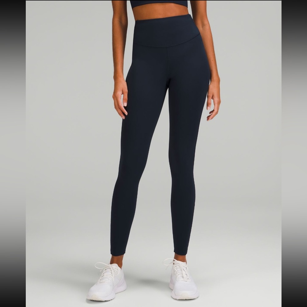 Lululemon Base Pace High-Rise Tight 28"